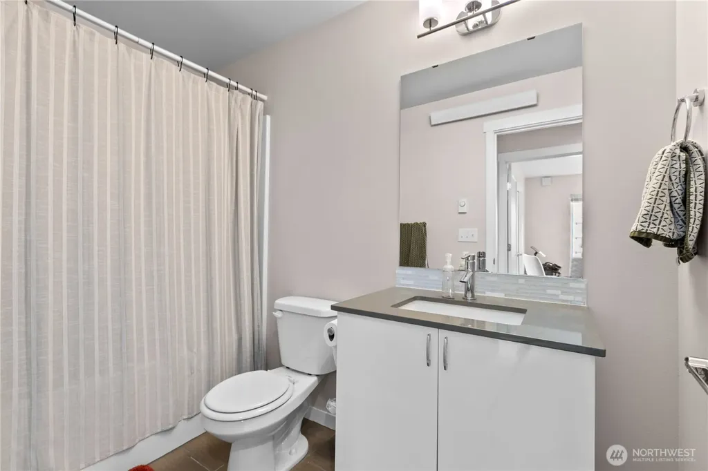 517 Spring Vista Place Bellingham WA 98226