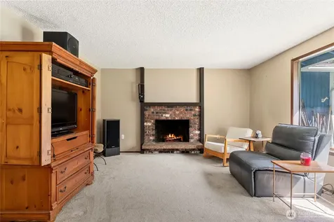 27404 93rd Ave Court E Graham WA 98338