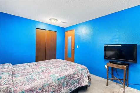 27404 93rd Ave Court E Graham WA 98338