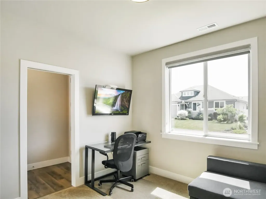 111 Cherry Lane SW Orting WA 98360