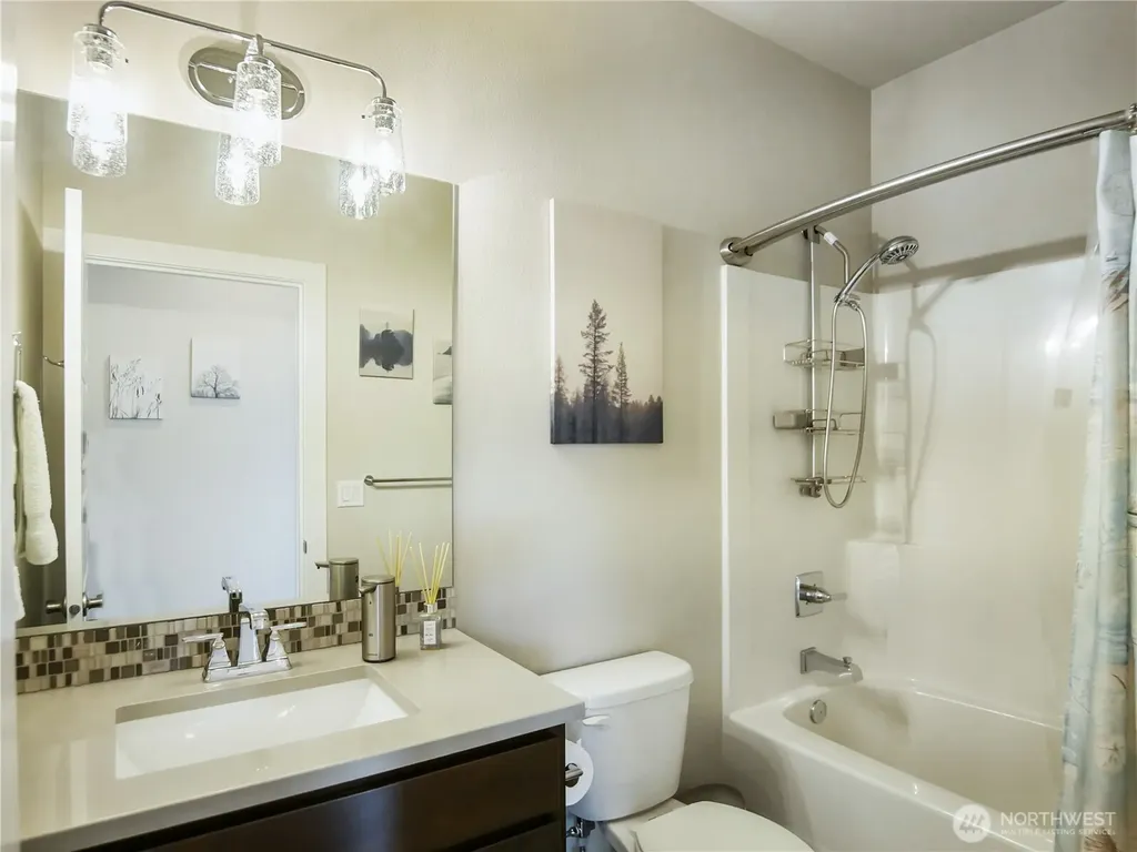 111 Cherry Lane SW Orting WA 98360