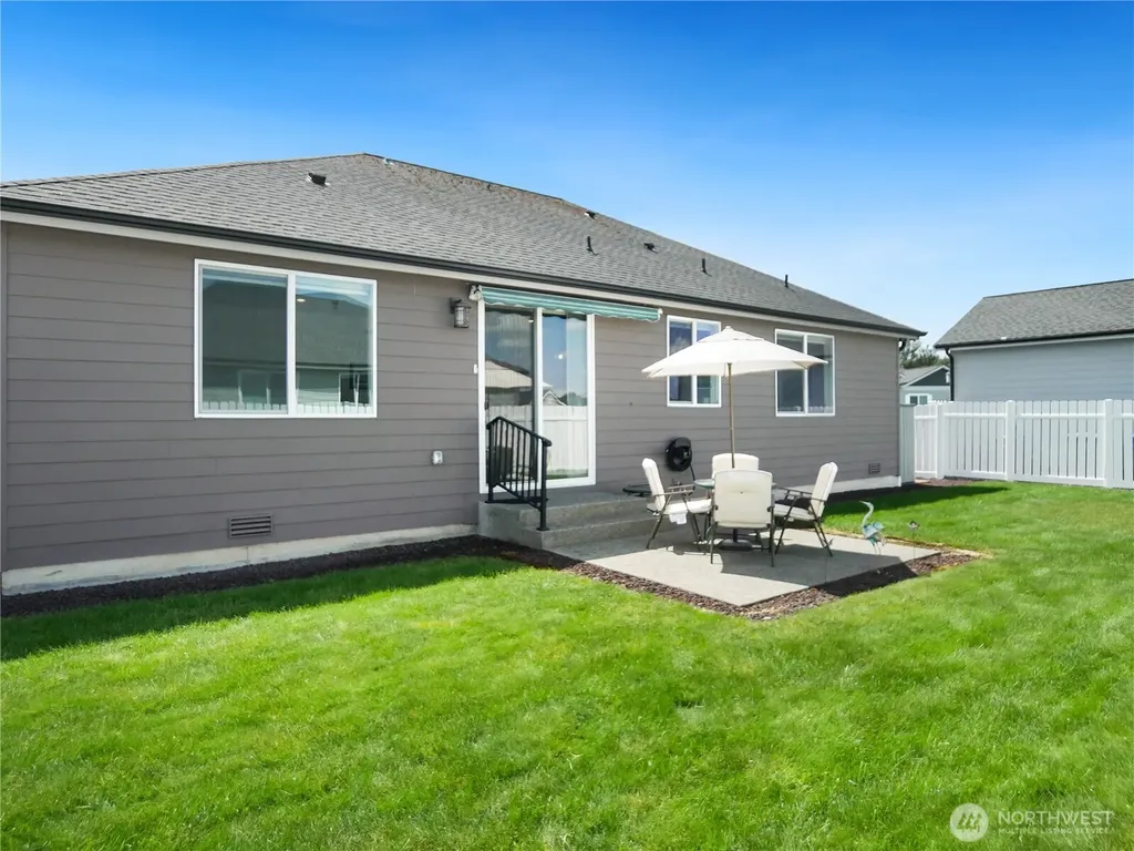 111 Cherry Lane SW Orting WA 98360