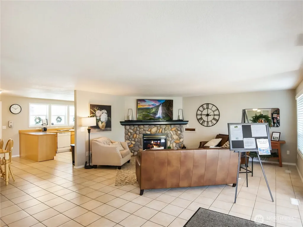 111 Cherry Lane SW Orting WA 98360