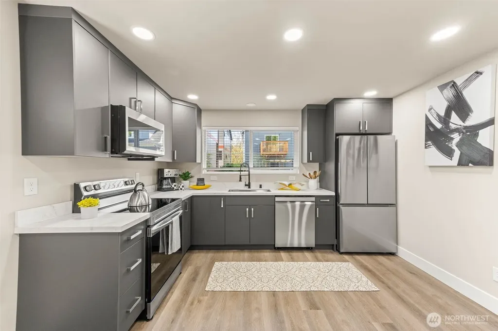 1411 26th Avenue Seattle WA 98122