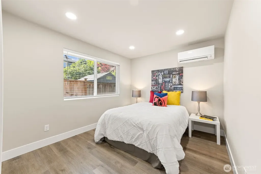 1411 26th Avenue Seattle WA 98122