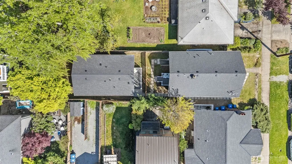 1411 26th Avenue Seattle WA 98122