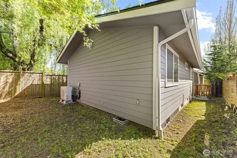 1411 26th Avenue Seattle WA 98122
