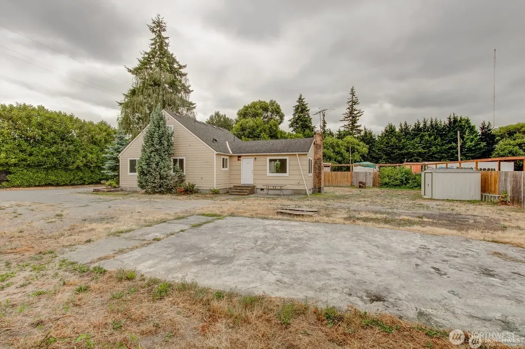 2618 30th Avenue E Tacoma WA 98443