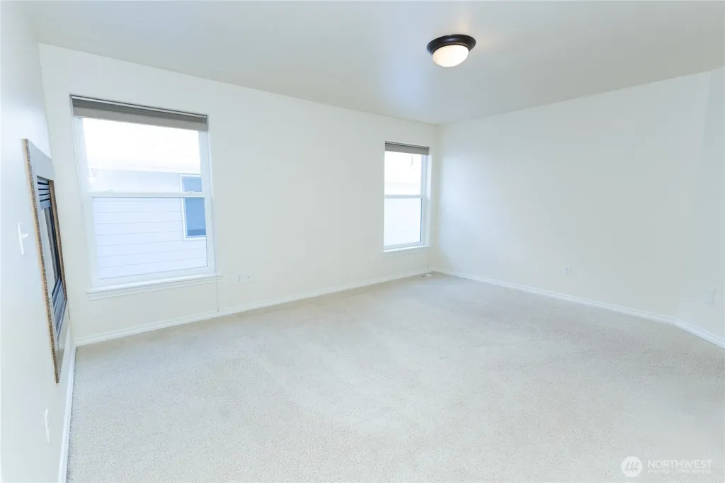 11816 240th Place Kent WA 98030