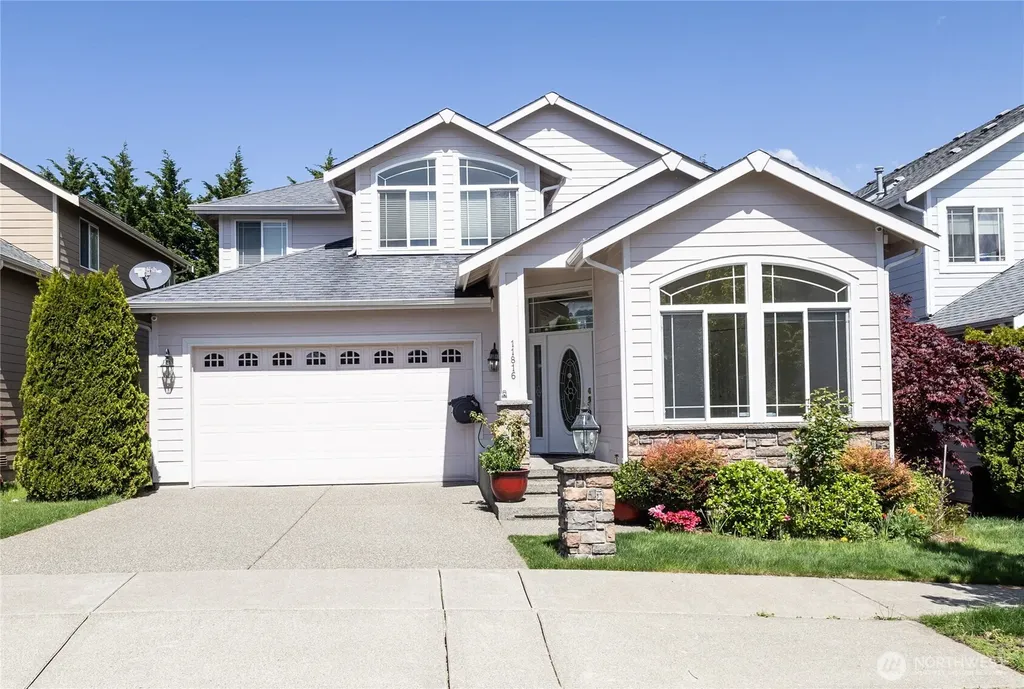 11816 240th Place Kent WA 98030