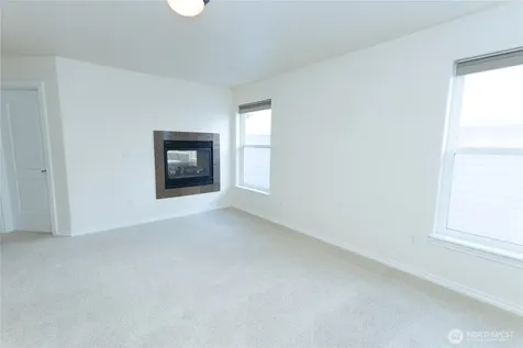 11816 240th Place Kent WA 98030