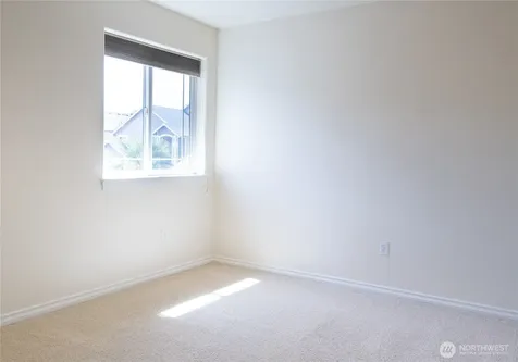 11816 240th Place Kent WA 98030