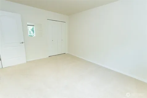 11816 240th Place Kent WA 98030