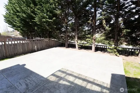 11816 240th Place Kent WA 98030
