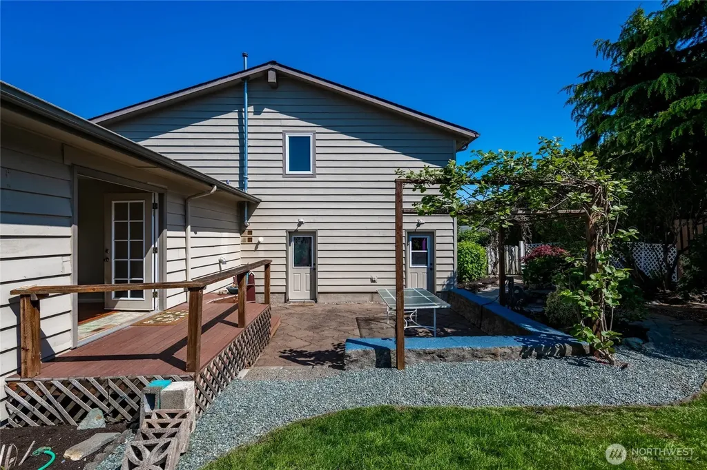 1119 Longview Avenue Anacortes WA 98221