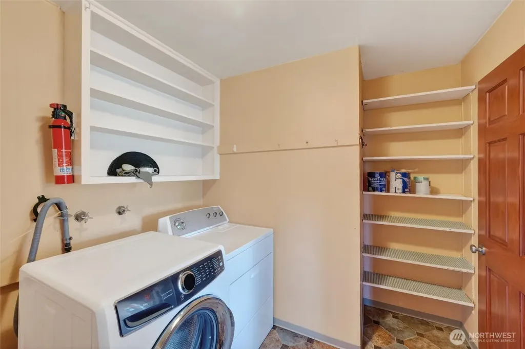 1119 Longview Avenue Anacortes WA 98221