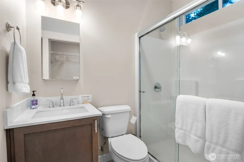 346 Buena Vista Way Brinnon WA 98320