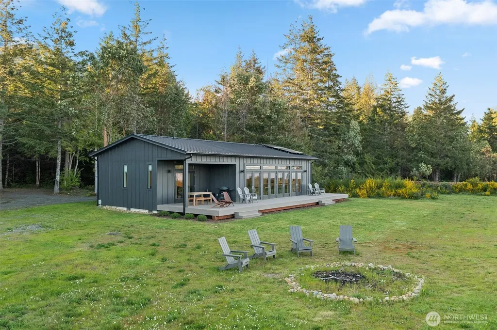 346 Buena Vista Way Brinnon WA 98320