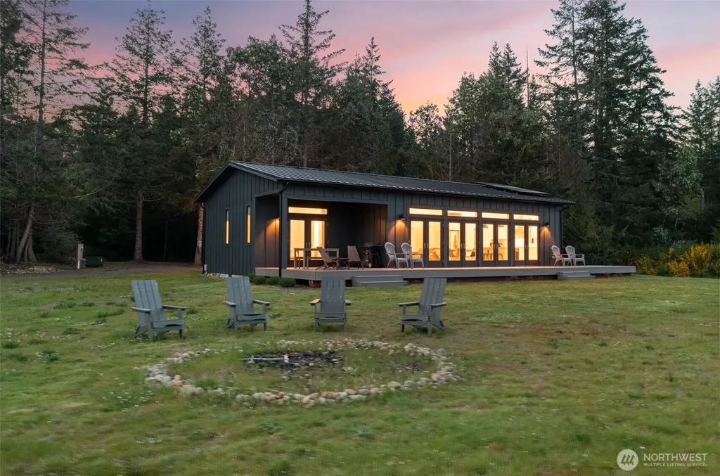 346 Buena Vista Way Brinnon WA 98320
