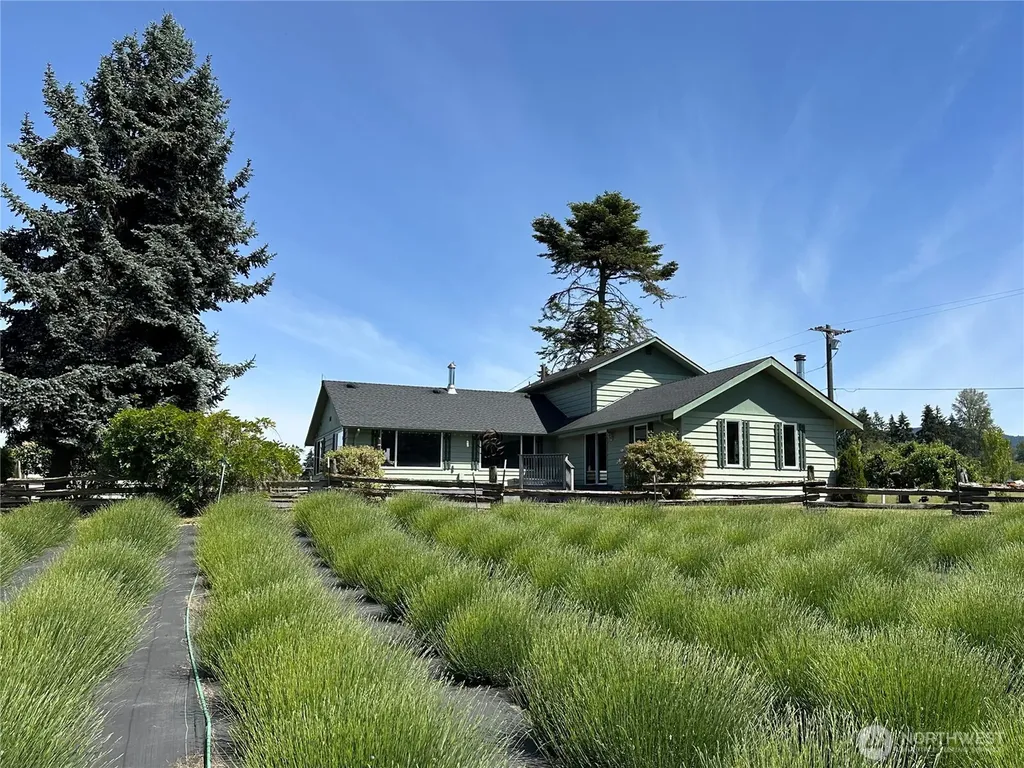 31 Brueckner Road Sequim WA 98382