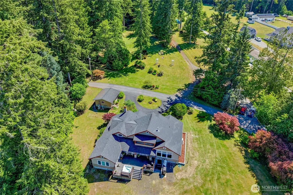 1490 NE Hudson Ave Avenue Poulsbo WA 98370
