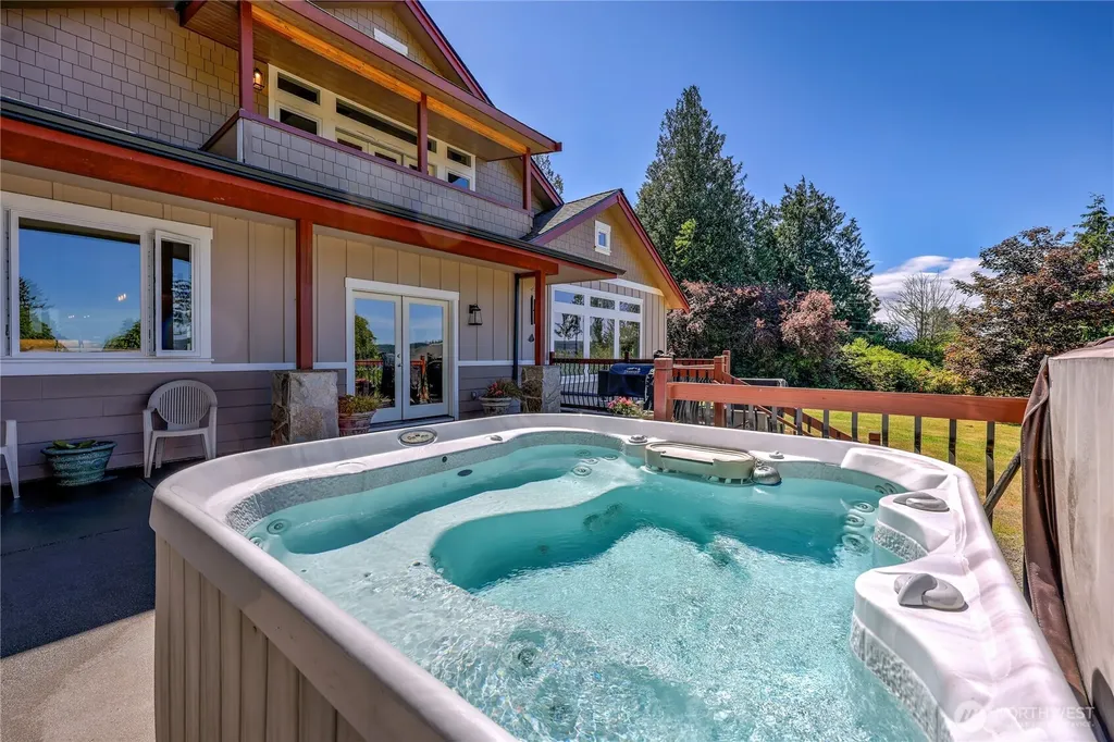 1490 NE Hudson Ave Avenue Poulsbo WA 98370