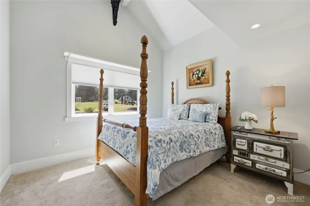 1490 NE Hudson Ave Avenue Poulsbo WA 98370