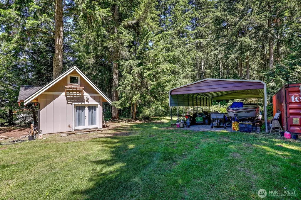 1490 NE Hudson Ave Avenue Poulsbo WA 98370