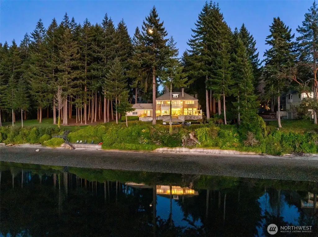 6947 Cooper Point Road NW Olympia WA 98502