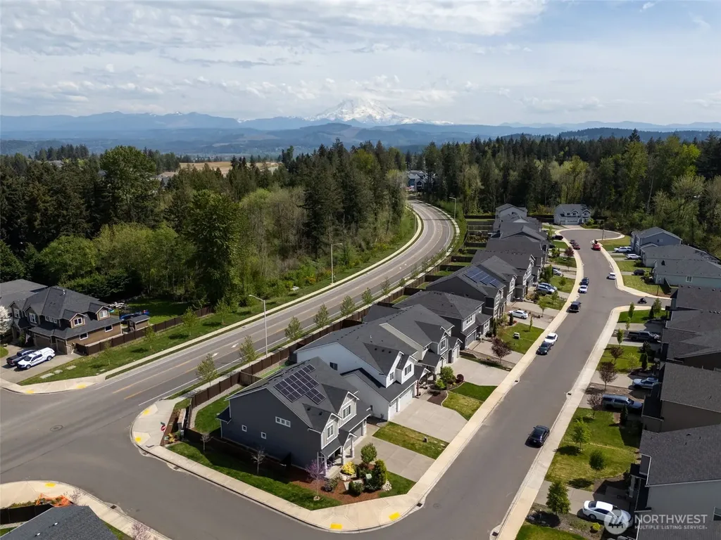17409 129th Avenue E Puyallup WA 98374