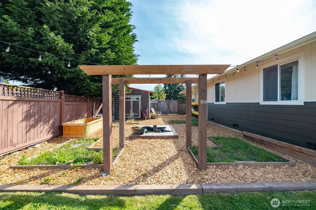 1405 S 27th Street Mount Vernon WA 98274