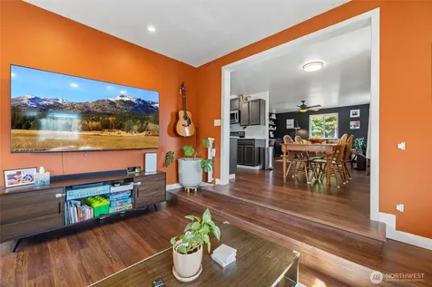 1405 S 27th Street Mount Vernon WA 98274