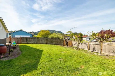 1405 S 27th Street Mount Vernon WA 98274