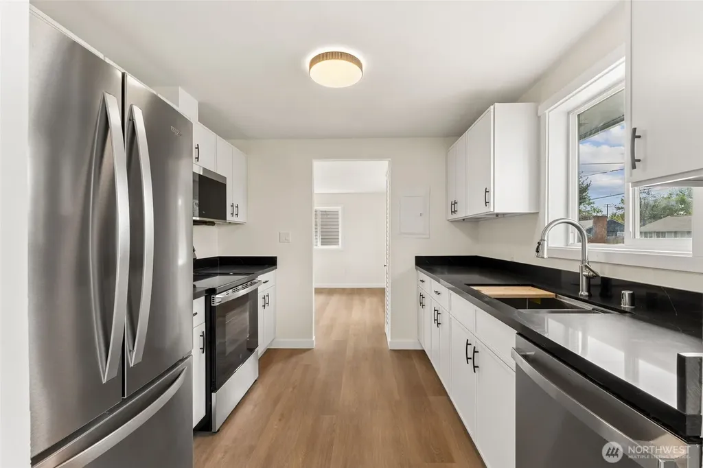 928 Dibb Street Bremerton WA 98310