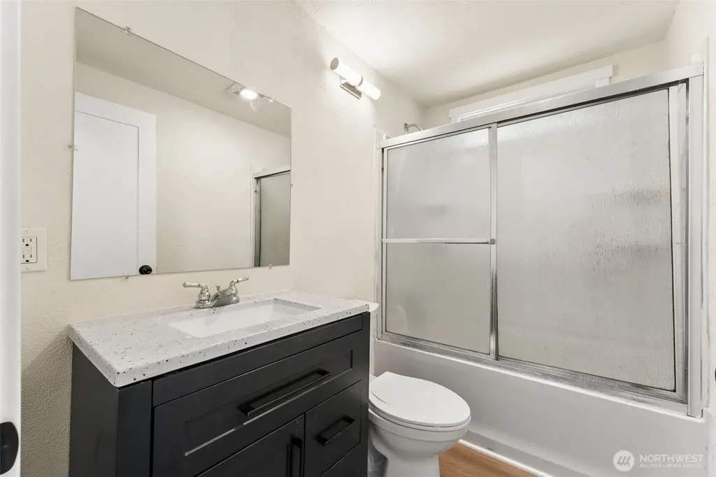 928 Dibb Street Bremerton WA 98310