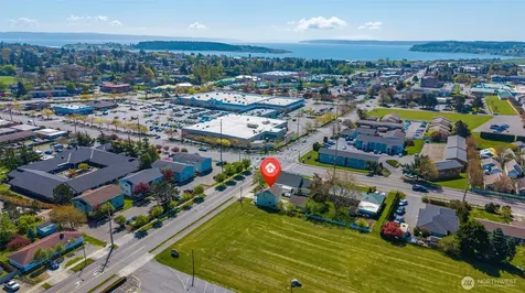 45 N Oak Harbor Street Oak Harbor WA 98277