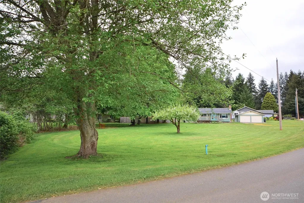 15807 Lawrence Place SE Yelm WA 98597