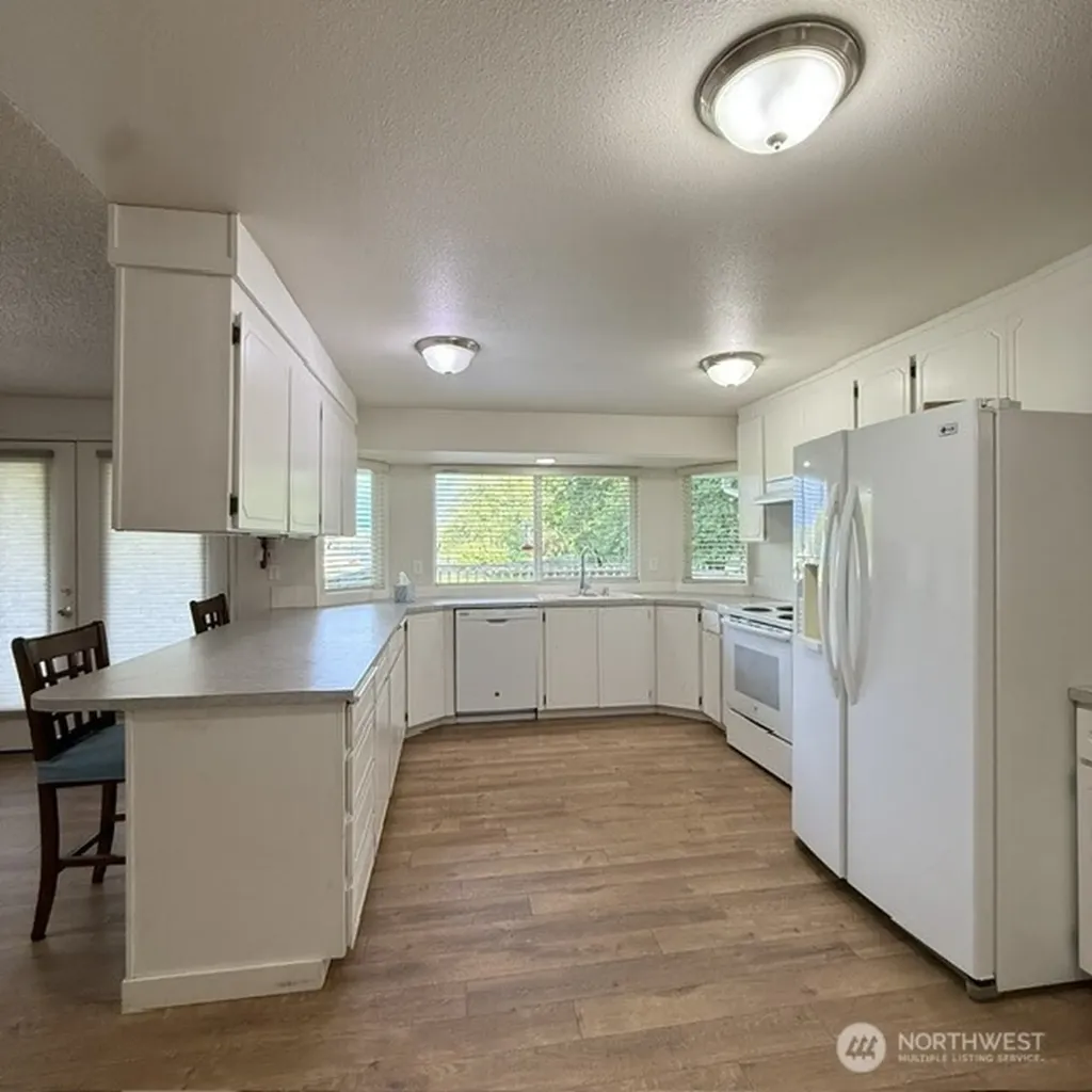 15807 Lawrence Place SE Yelm WA 98597