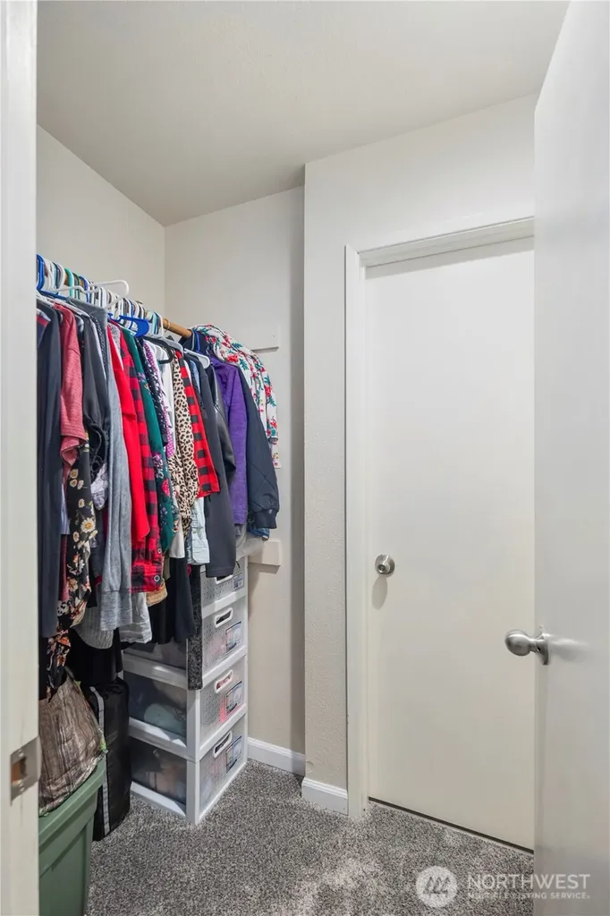 4118 212th Street SW Mountlake Terrace WA 98043