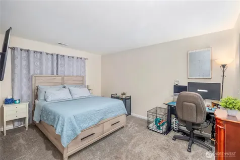4118 212th Street SW Mountlake Terrace WA 98043