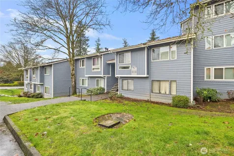 4118 212th Street SW Mountlake Terrace WA 98043