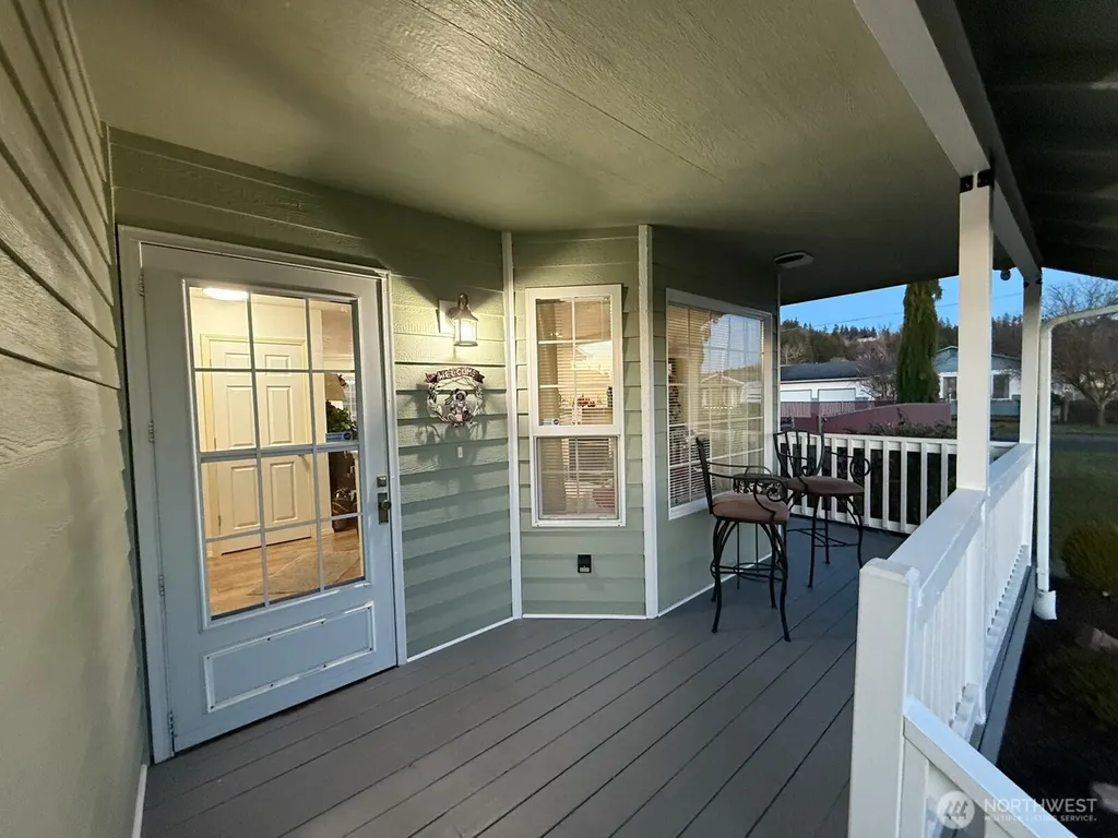 823 SW 21st Street Chehalis WA 98532