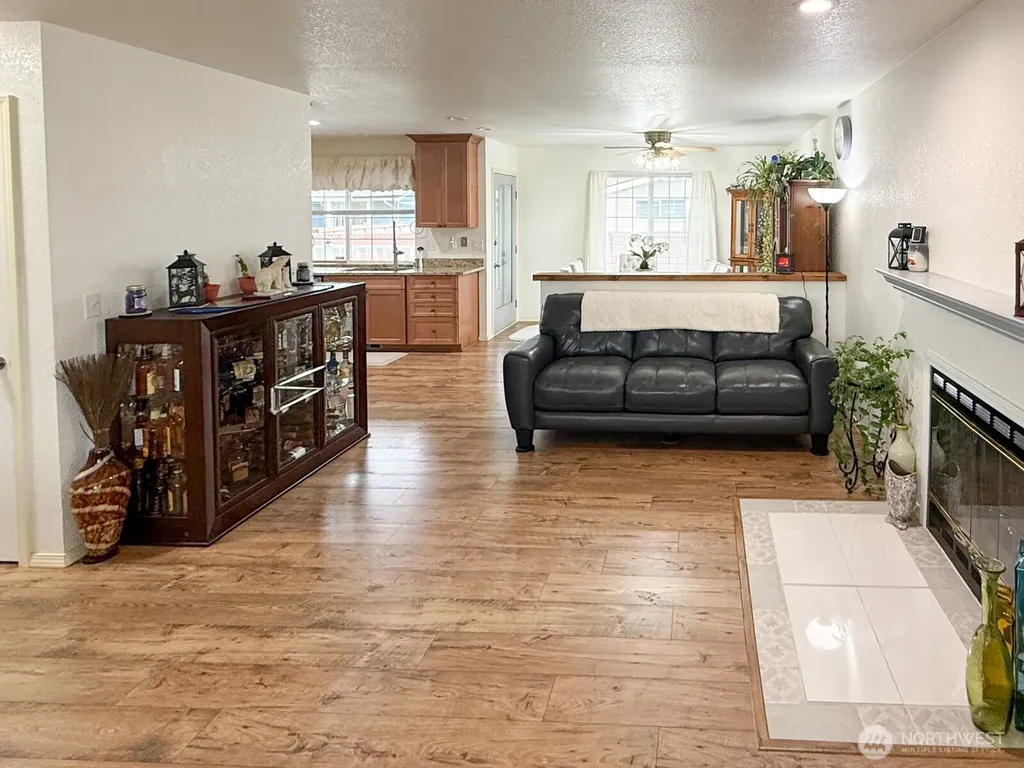 823 SW 21st Street Chehalis WA 98532