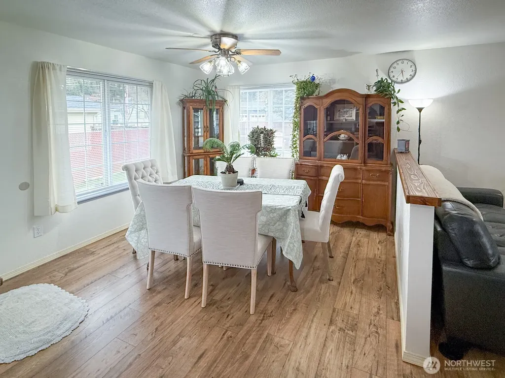 823 SW 21st Street Chehalis WA 98532