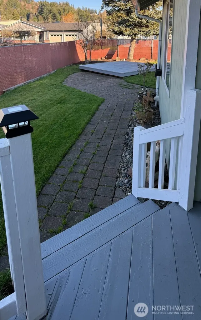 823 SW 21st Street Chehalis WA 98532
