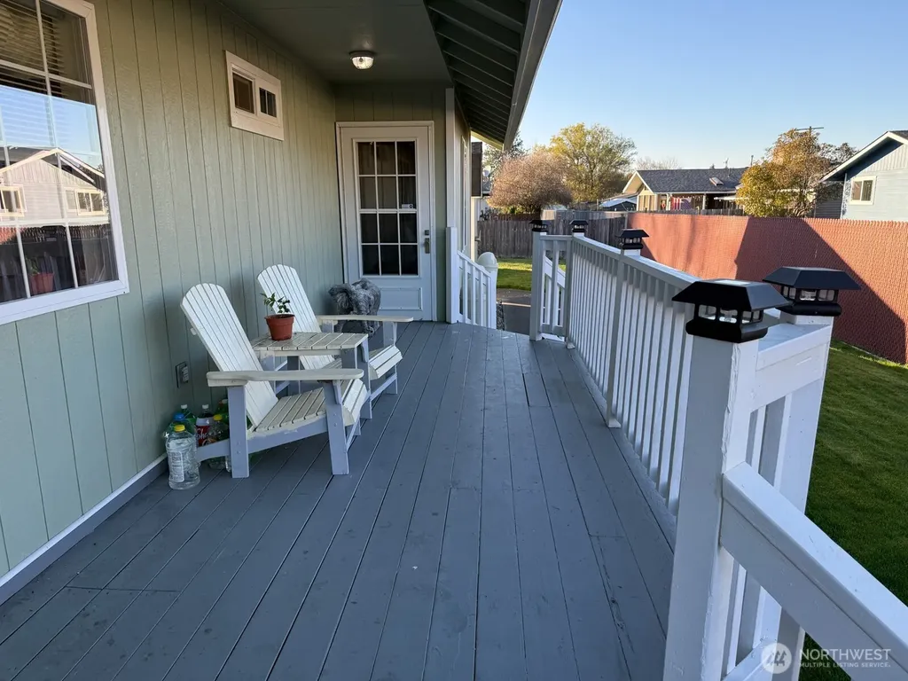 823 SW 21st Street Chehalis WA 98532