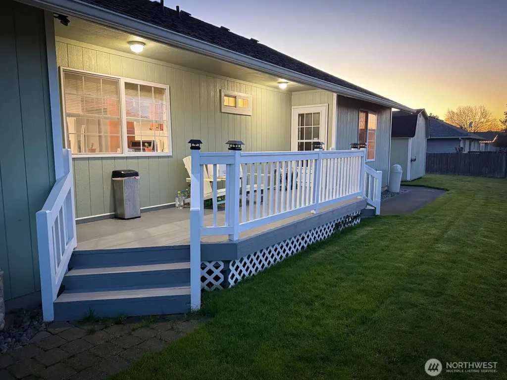823 SW 21st Street Chehalis WA 98532