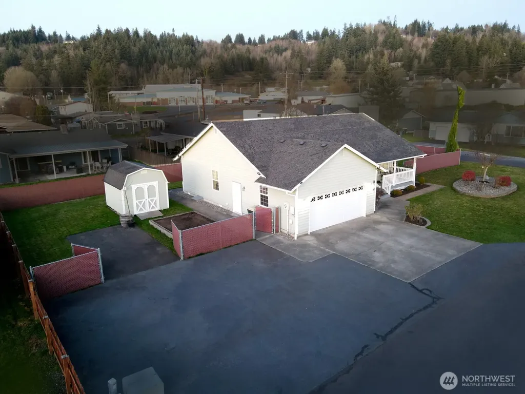 823 SW 21st Street Chehalis WA 98532