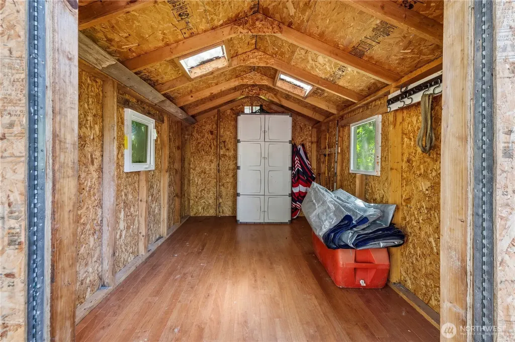 211 N Mount Christie Drive Hoodsport WA 98548