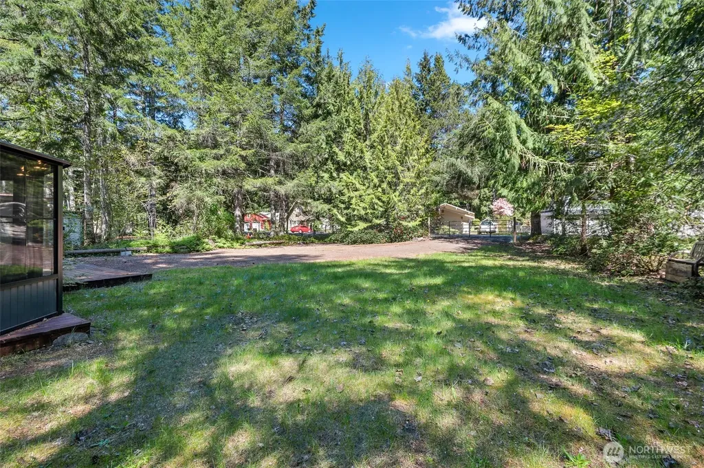 211 N Mount Christie Drive Hoodsport WA 98548
